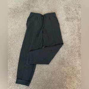 lululemon gray joggers size 6